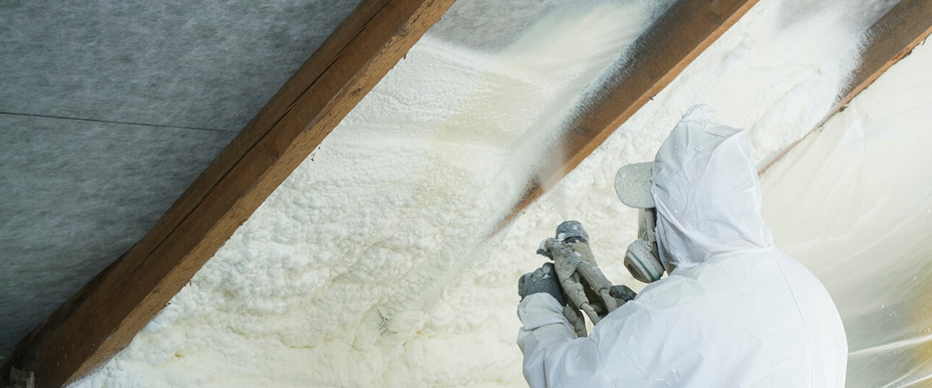 Spray Foam vs Cellulose: Which Insulation Is Best For Roof Installation In Minneapolis, MN