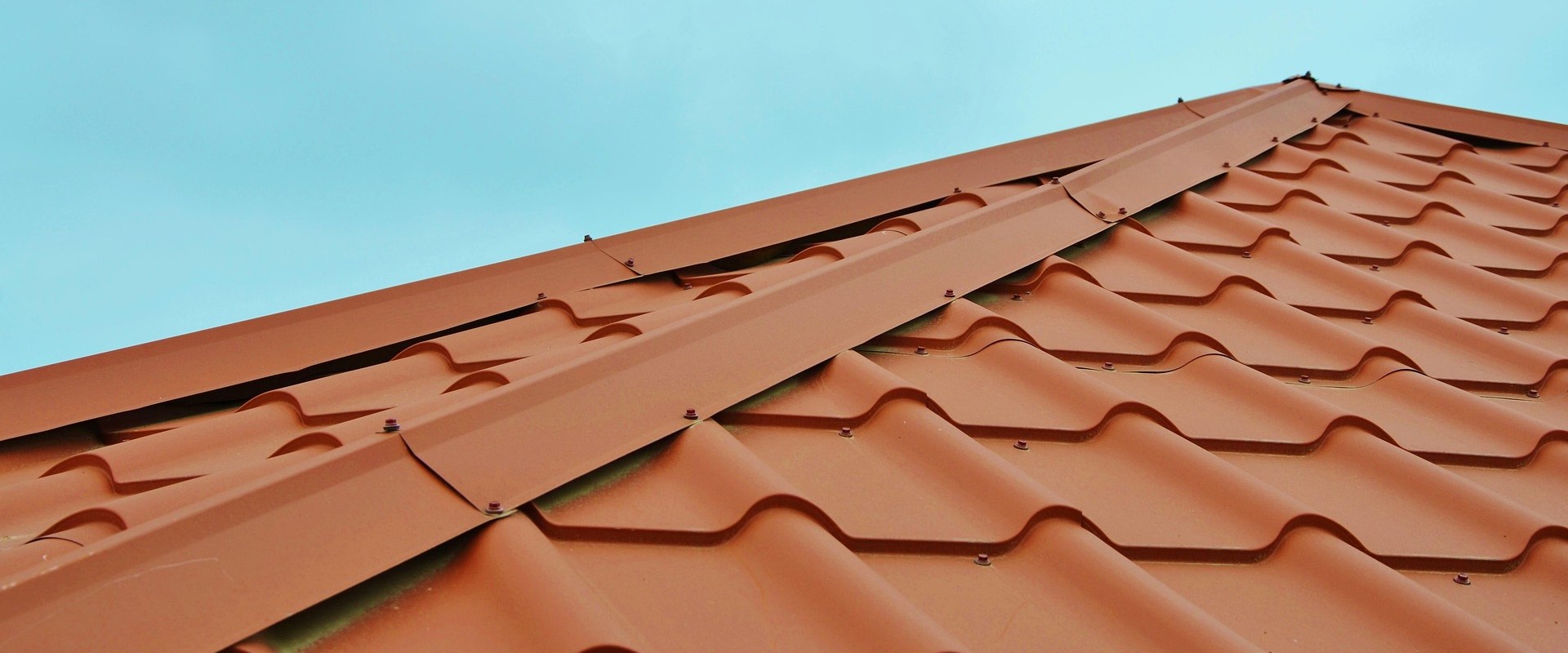 Expert Roof Installation with Virginia Beach Roofing Contractors