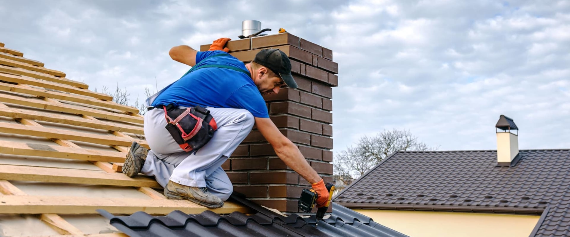 Why Hiring Professional Roofers In Burleson, TX Is Essential For A Successful Roof Installation