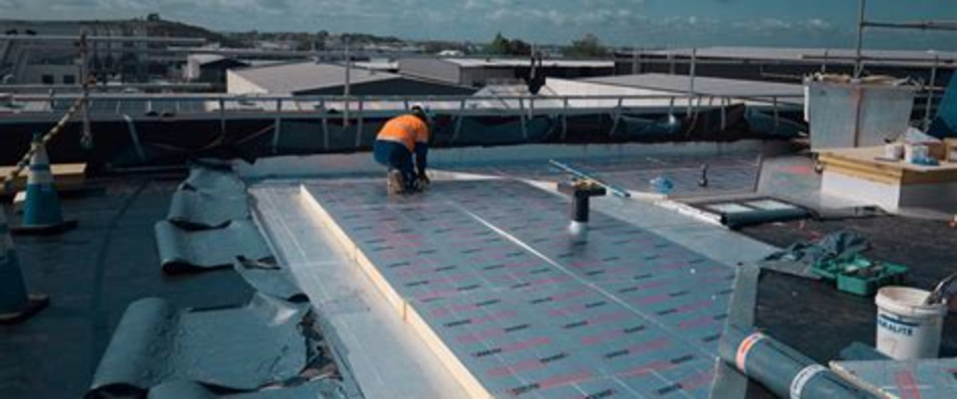 Why Structural Engineers Play an Important Role in Complex Roof Installation Projects
