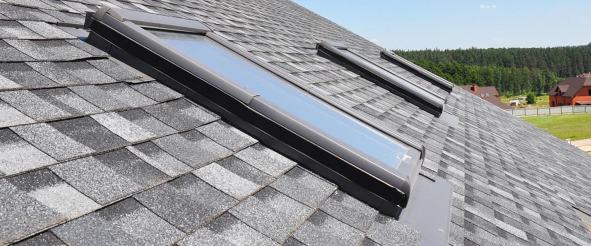 How much does it cost to reshingle a 1000 square foot house?