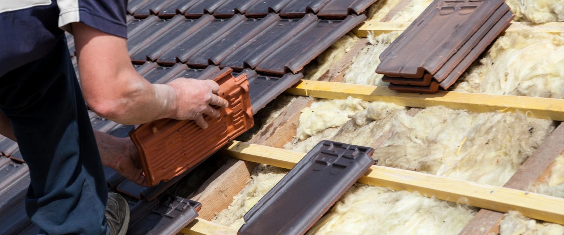 Perks Of Employing A Siding Contractor Who Specializes In Roof Installation And Siding Replacement In Crystal Lake
