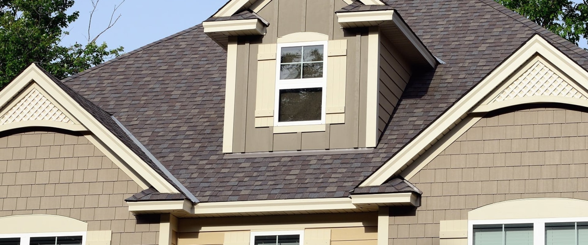 How many bundles of shingles does it take to cover 2000 square feet?