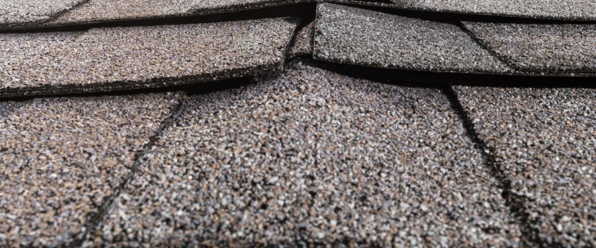 Will home insurance replace roof?